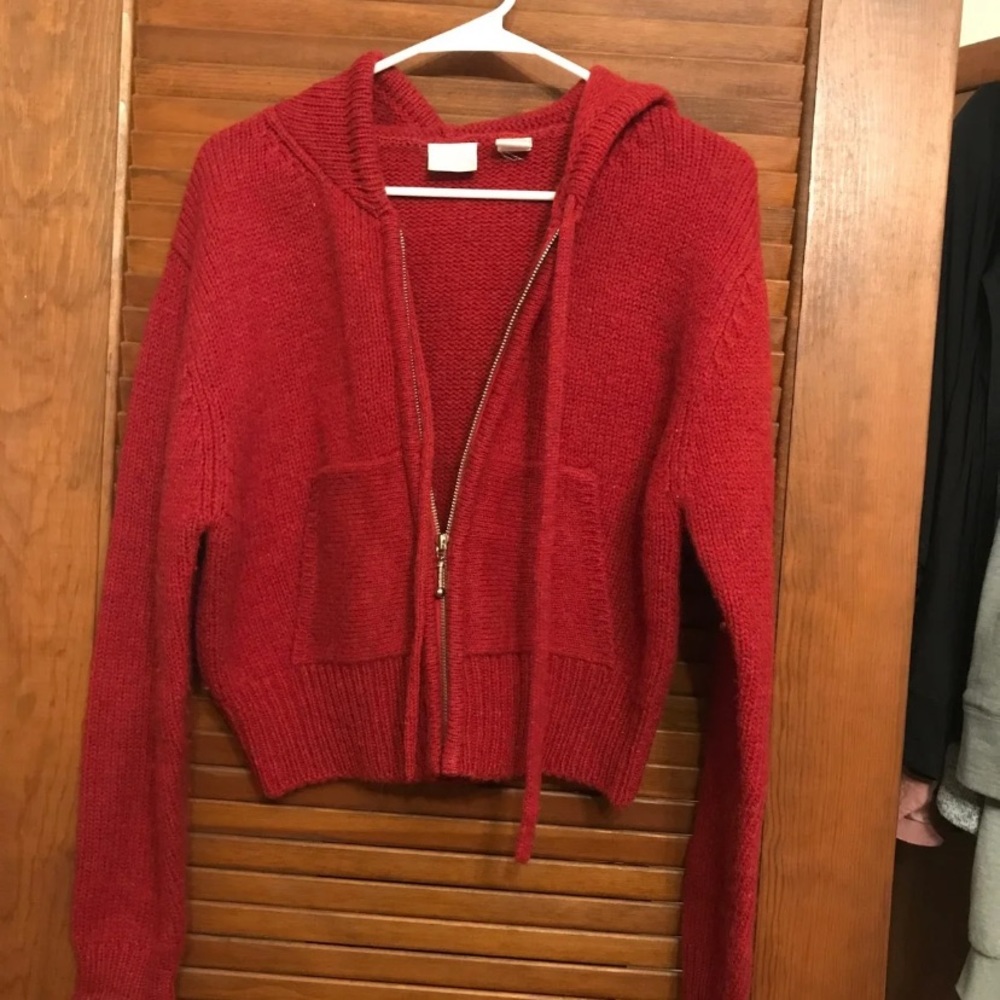 Zip up